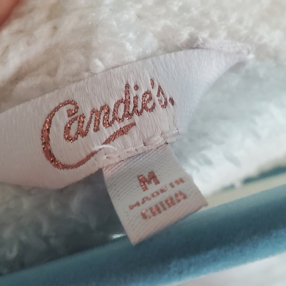 Pullover - Picture 2 of 2